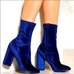 Steve Madden Blue Velvet Ankle Boots with Heel "Edit"